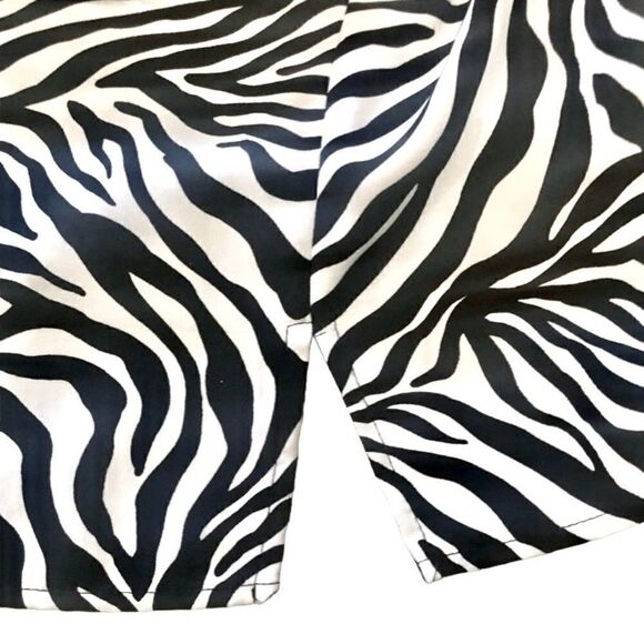 Victoria Morgan 90’s Vintage Sleeveless Top Black/White Animal Print Women’s 8 - Picture 2 of 4